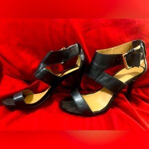 Nine West gently loved heels